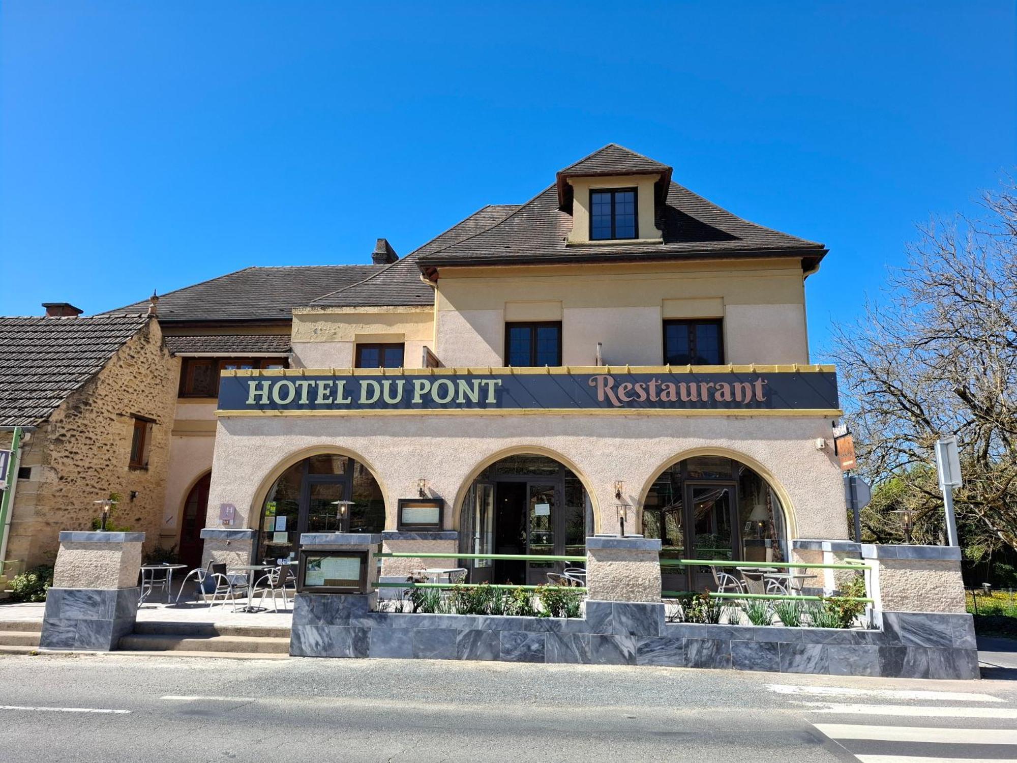 Hotel Du Pont Et Restaurant A Groléjac Buitenkant foto